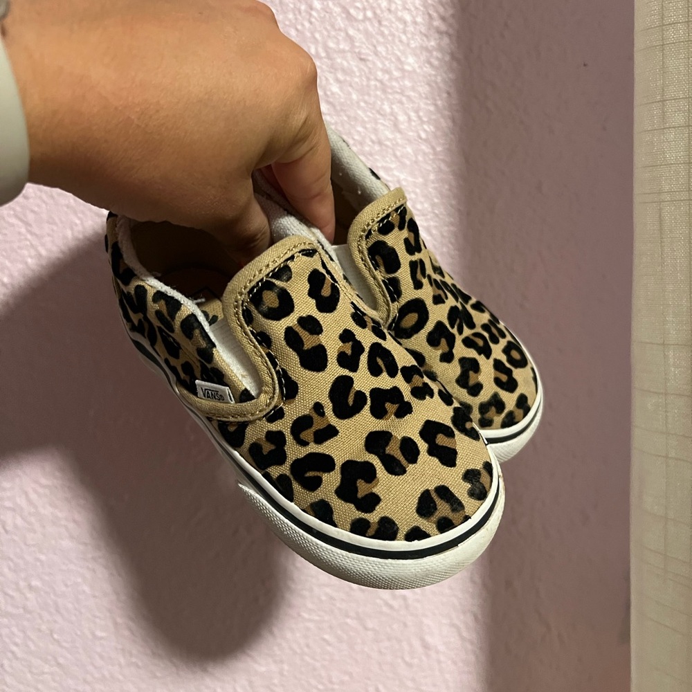 Leopard print Vans for toddler 7C